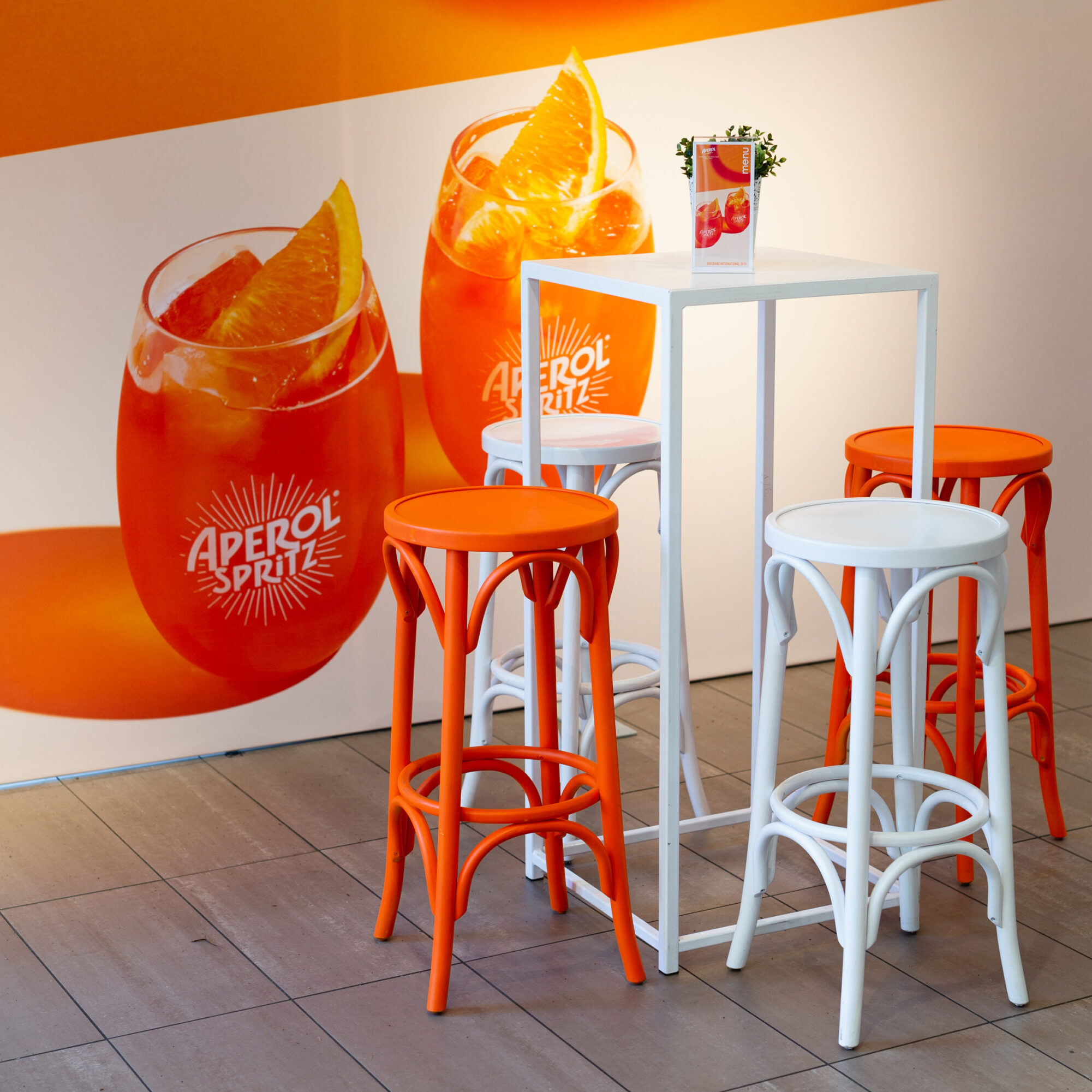 High Table Cube White