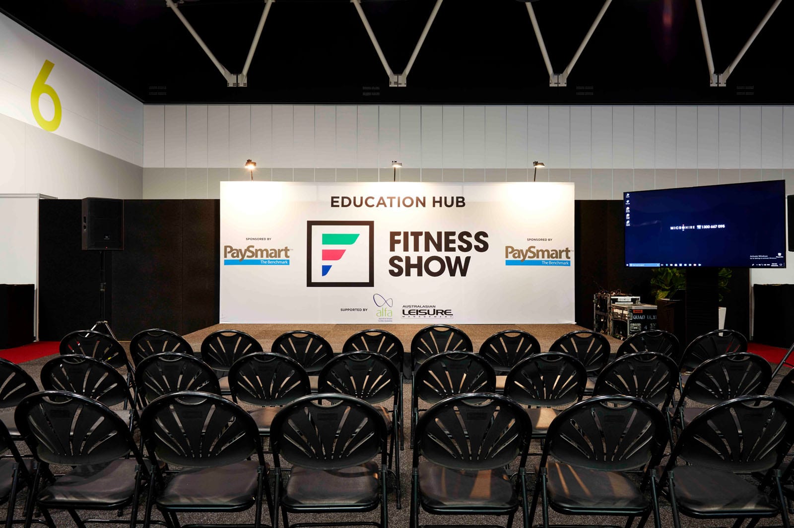 High Table Cube Black